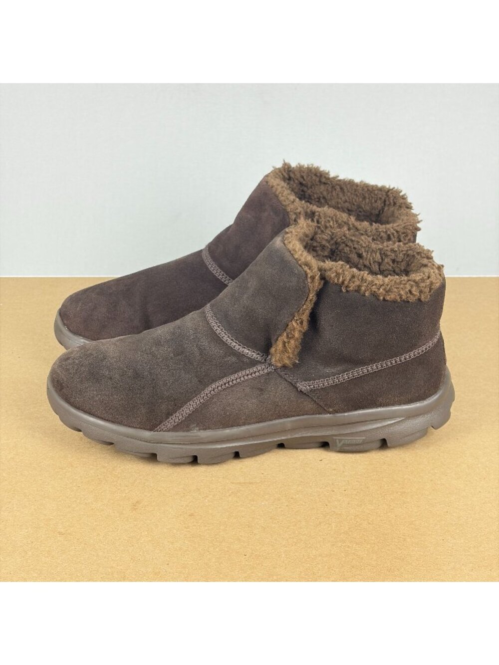 Skechers Go Walk Move Chugga Pull On Boots Womens 11 Chocolate Brown Faux Fur